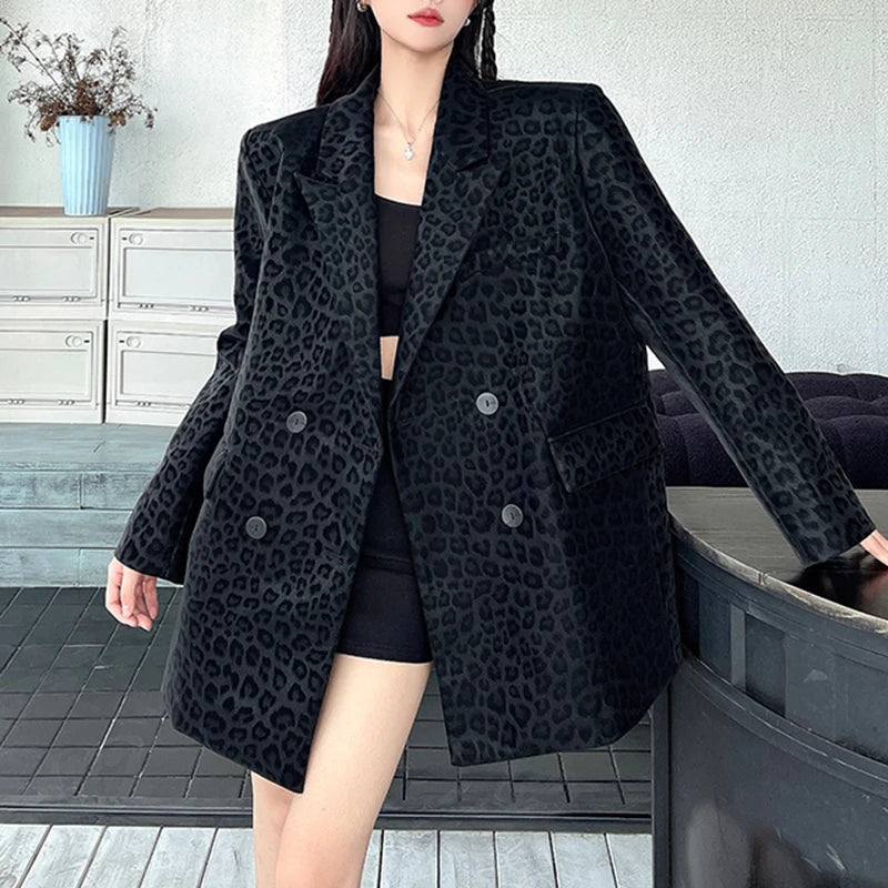 [EWQ] Streetwear Leopard Print Blazer Coat Long Sleeve Double Breasted Women Loose Office Lady Suit Jacket 2024 Winter 16O3380