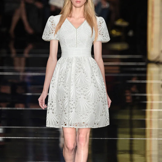 French Summer New Elegant White Dress Lace Puff Sleeve Tight Waist Slimming Hollow-Out Fashion V-Neck Fress Women's Clothing